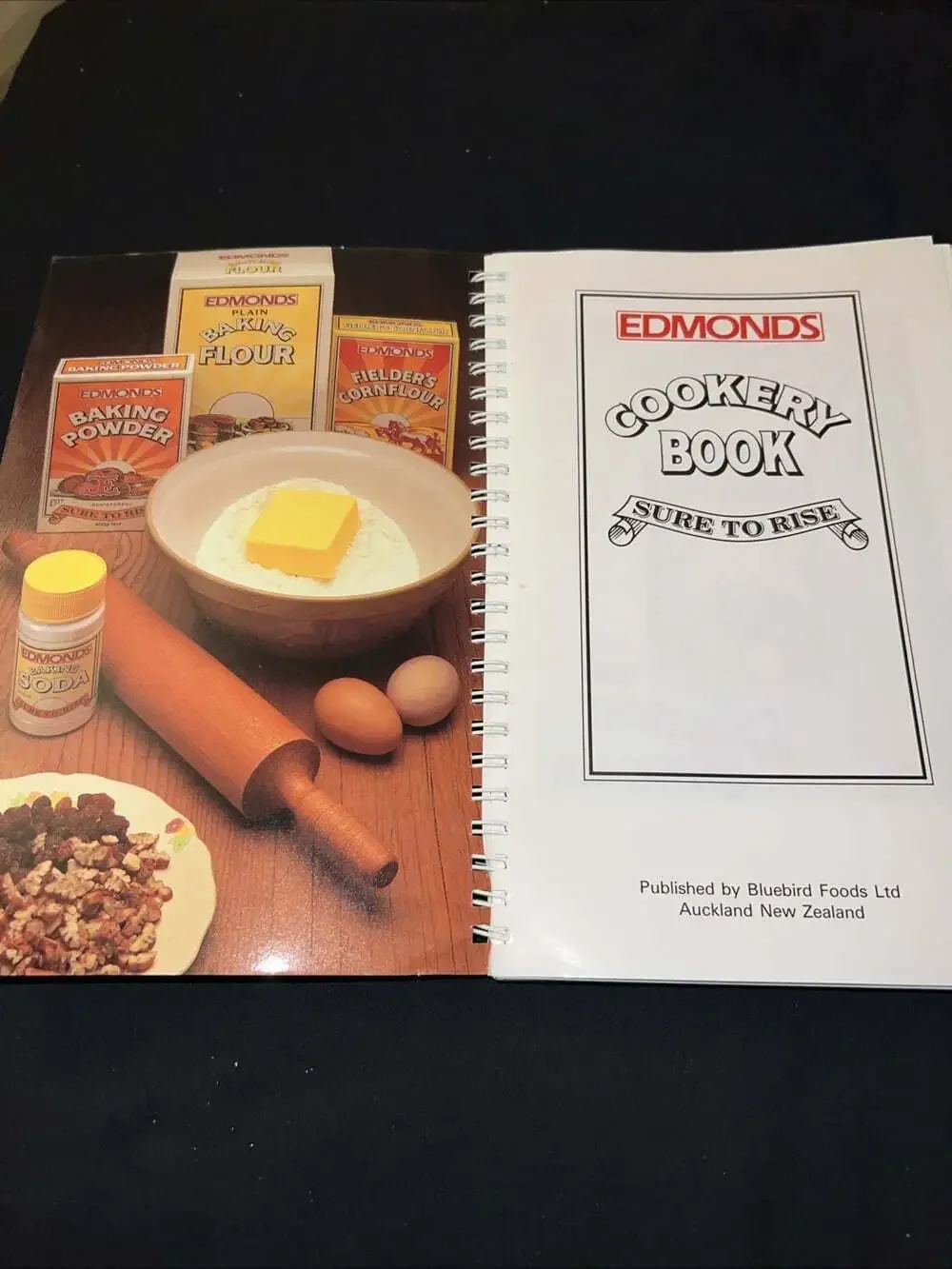 VTG 1992 Edmonds Cookery Book Bluebird Foods Cookbook Auckland New Zealand